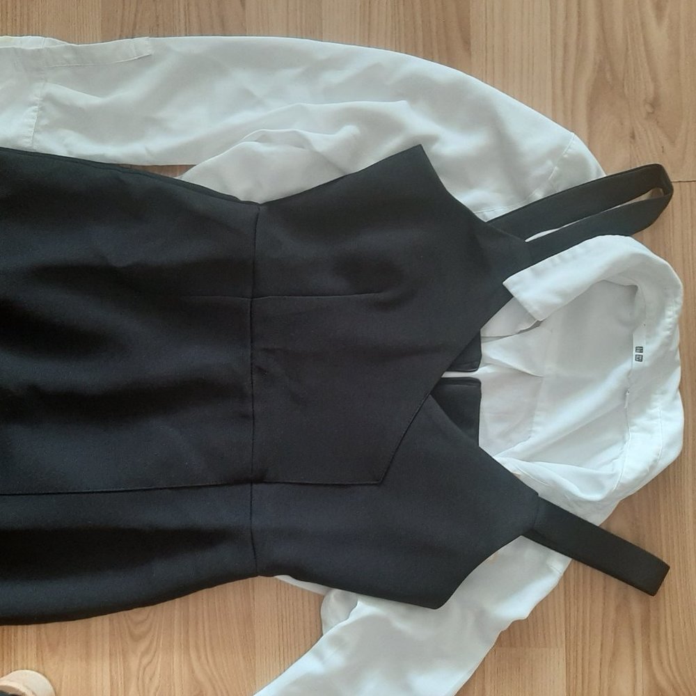 Pinafore Dress - Picture 4 of 5